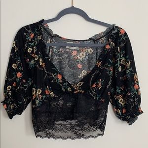 Floral crop top with lace trimming, lightly worn